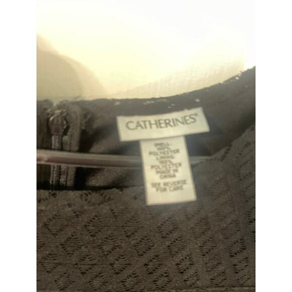 Catherine’s Diamond Lace Overlay Midi Shift Dress - Picture 6 of 7